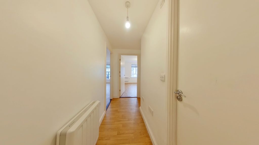 Property photo 2 of 9 Entrance Hallway