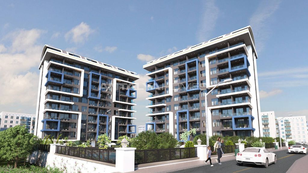 Property photo 2 of 40