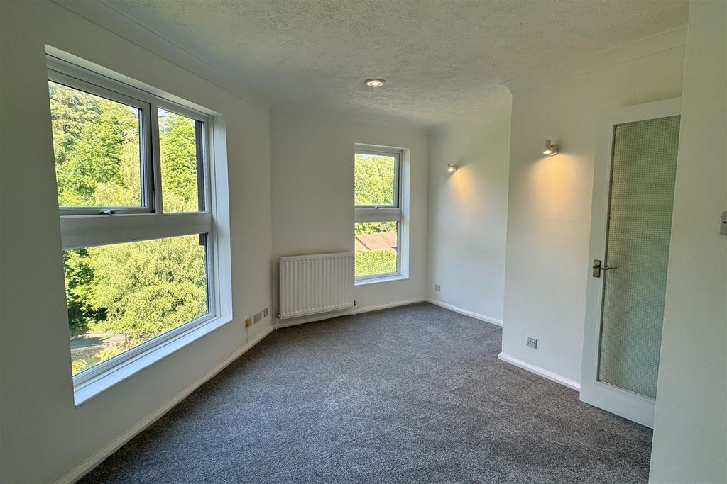 Property photo 2 of 11 Img_0470.Jpg