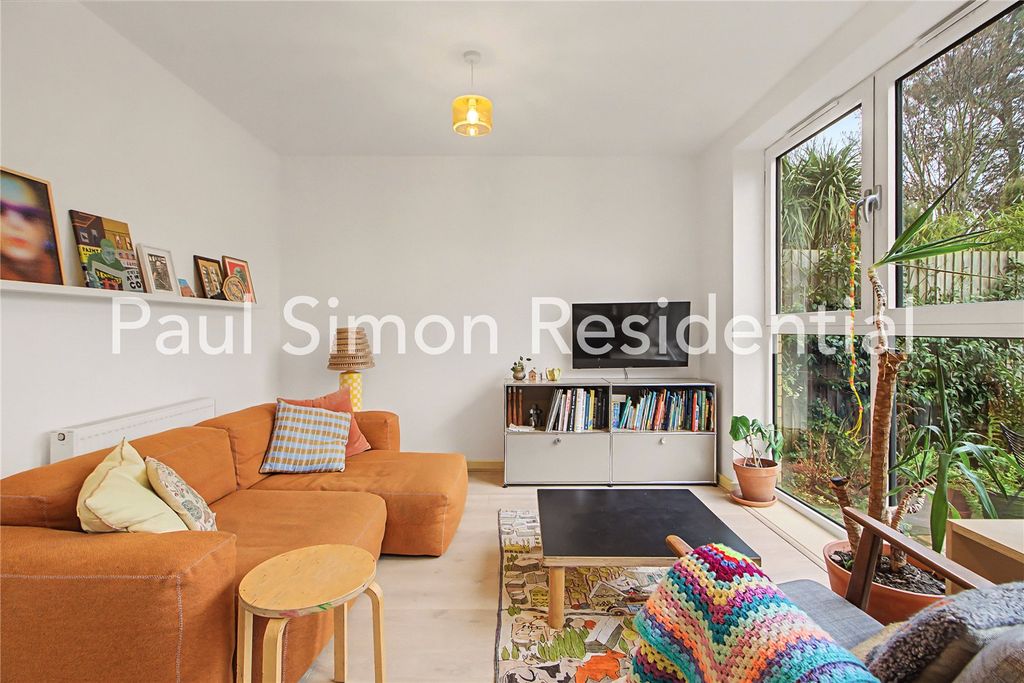 Property photo 2 of 22 Picture No. 06