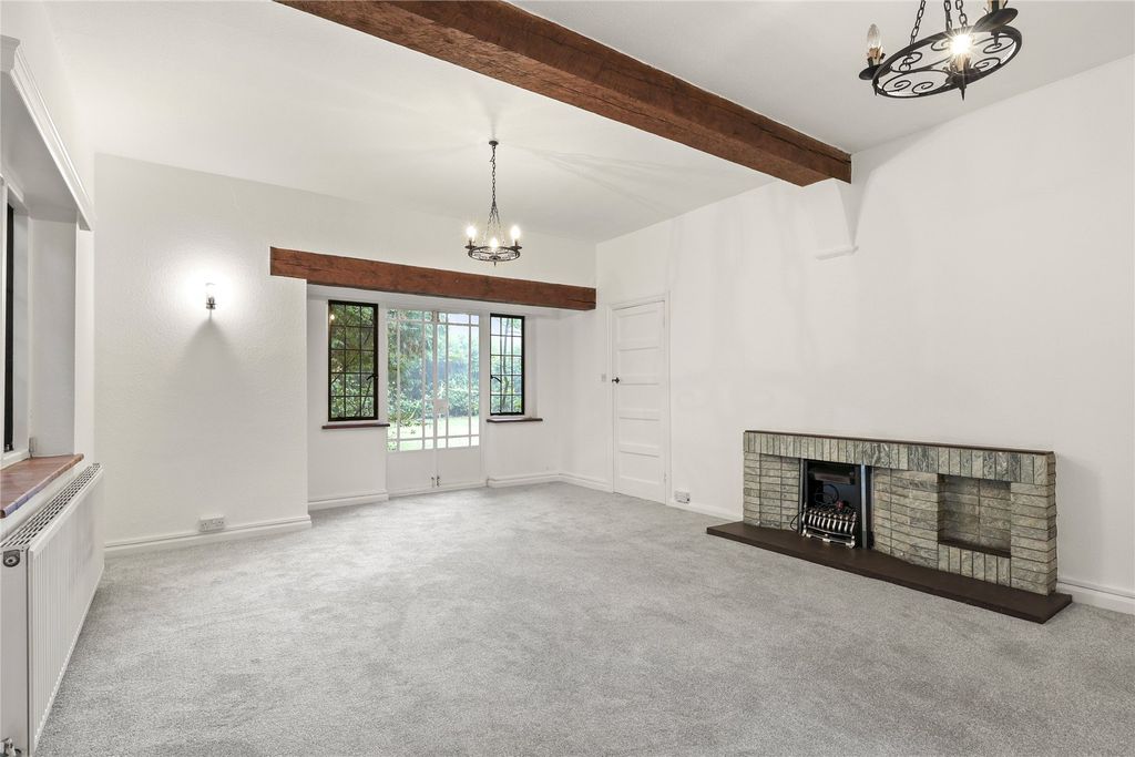 Property photo 2 of 19 Picture No. 14