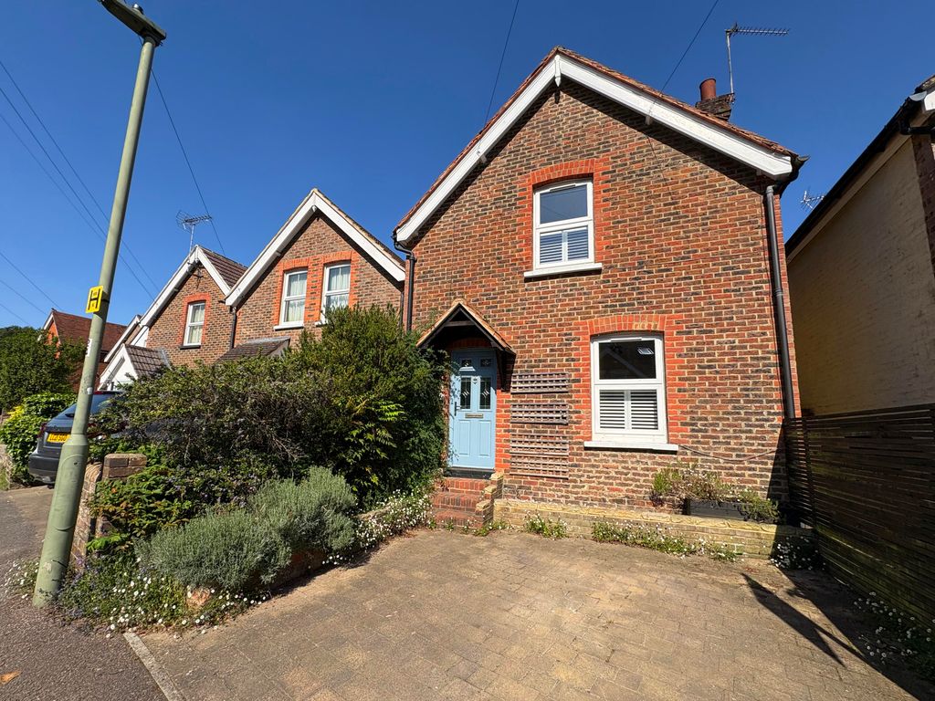 Property photo 1 of 16