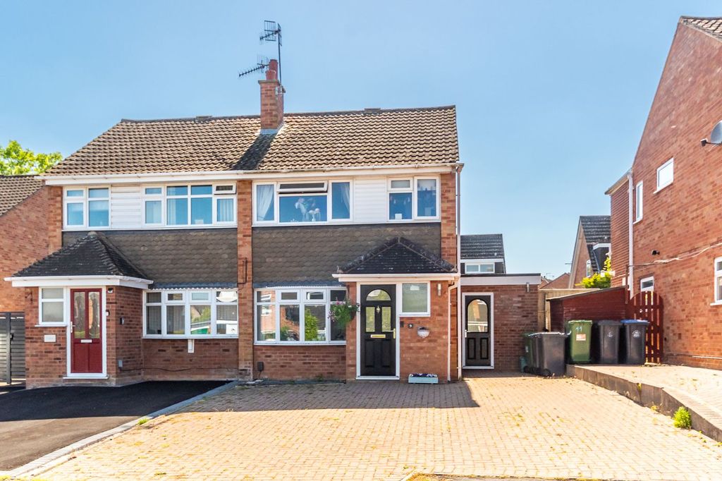 Property photo 1 of 18