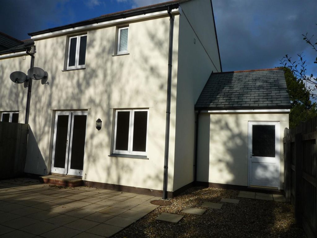 Property photo 2 of 10