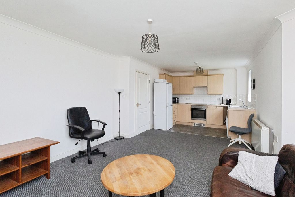 Property photo 2 of 16 Pbox-Img.Jpg