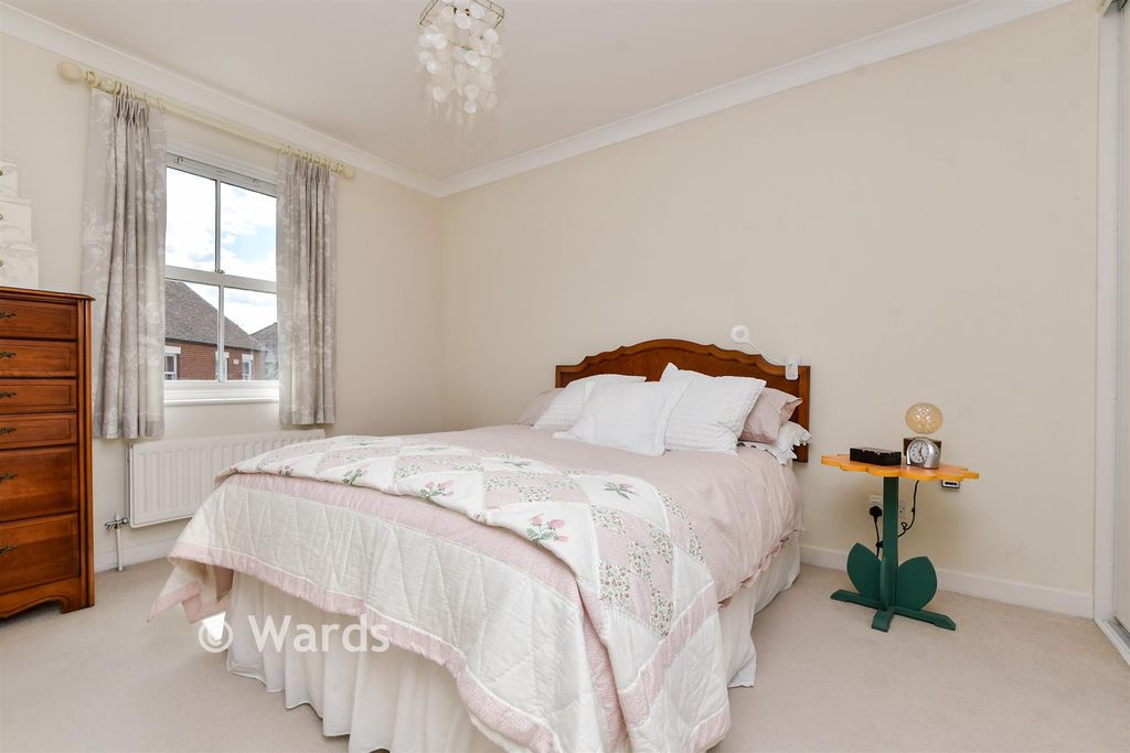 Property photo 3 of 9 Bedroom 1