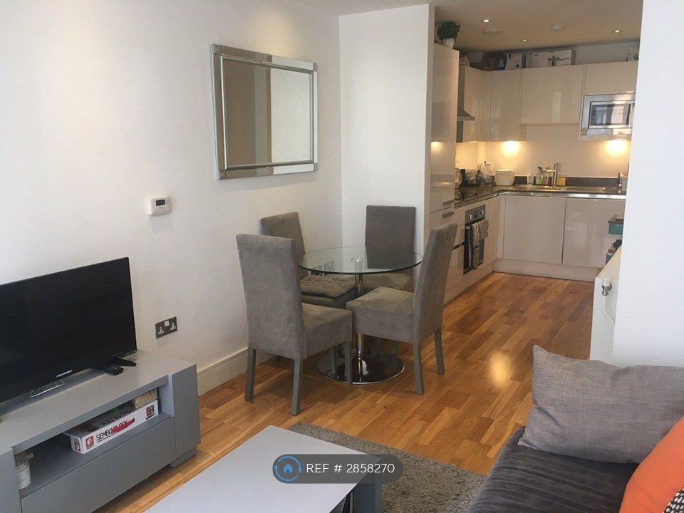 Property photo 2 of 10 Living Area