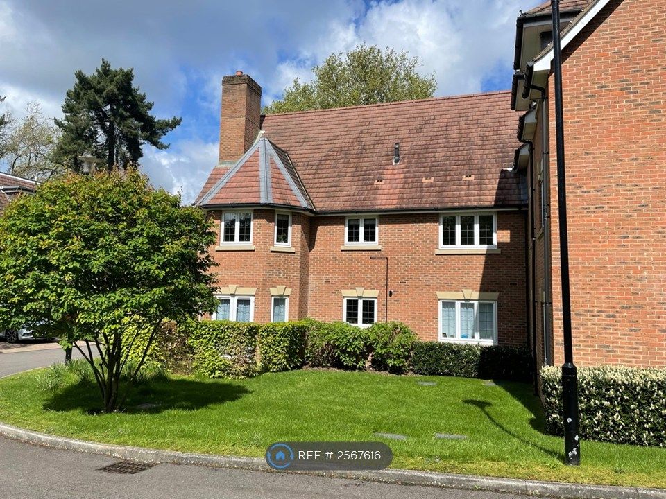 Property photo 2 of 35