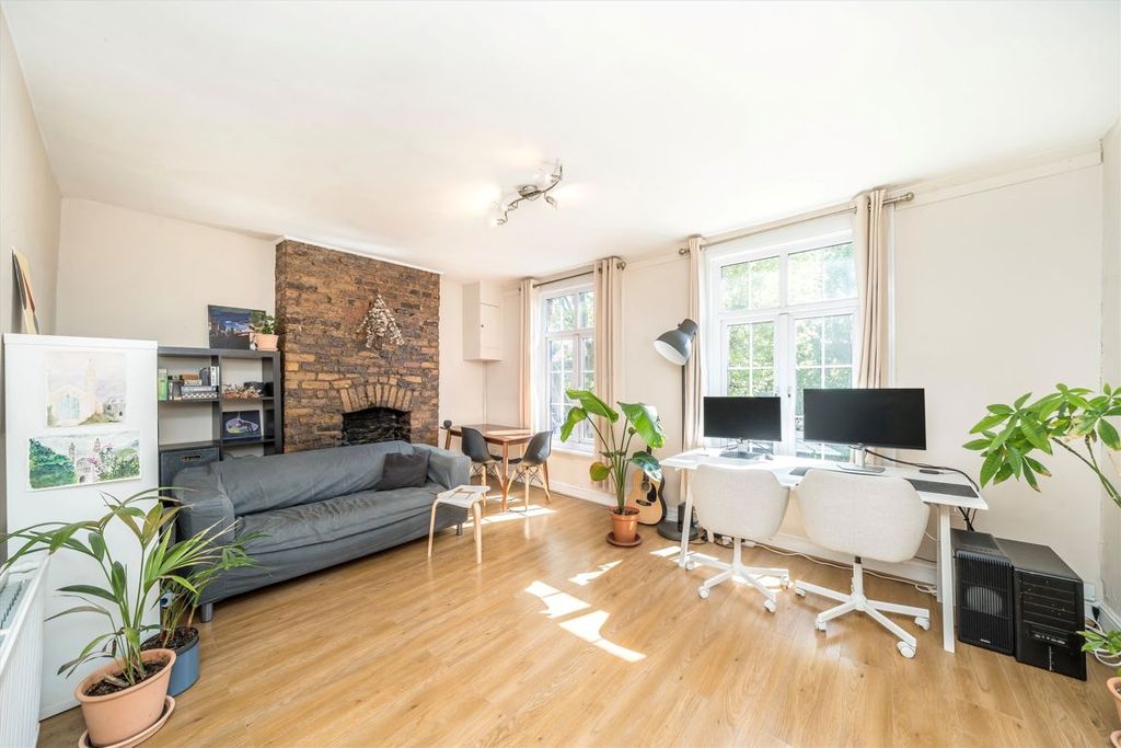 Property photo 2 of 4