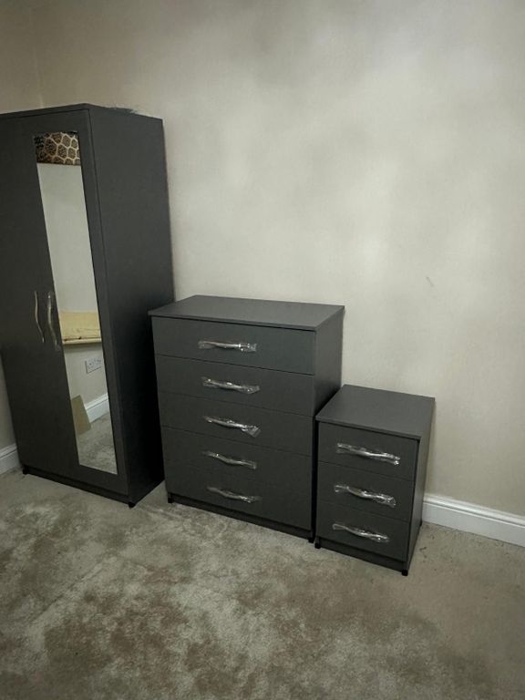 Property photo 3 of 3