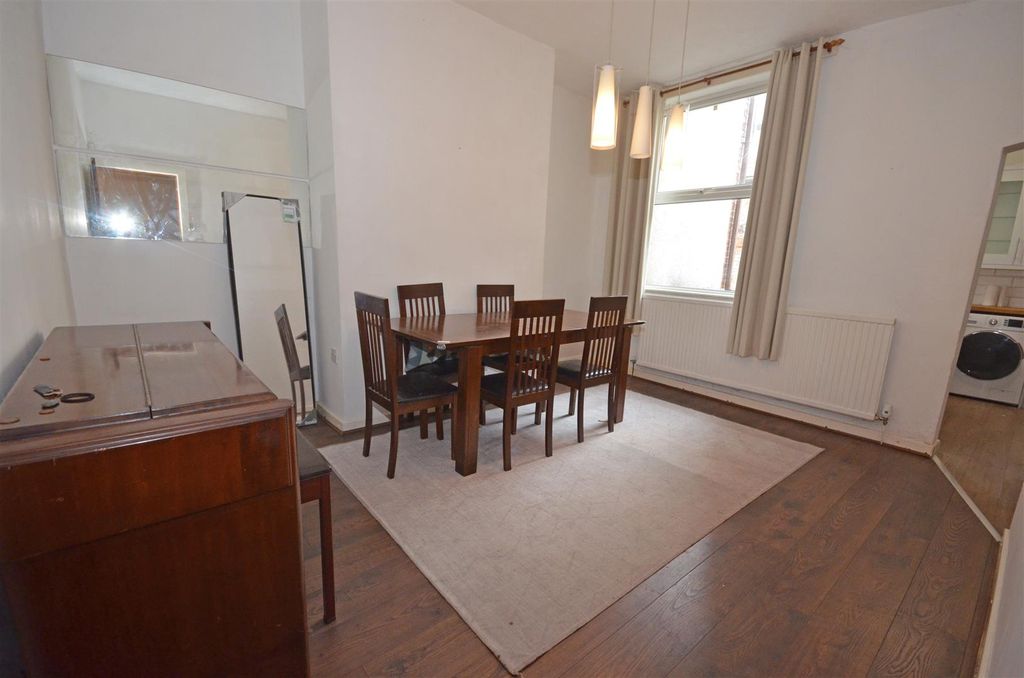 Property photo 3 of 27 01B.Jpg