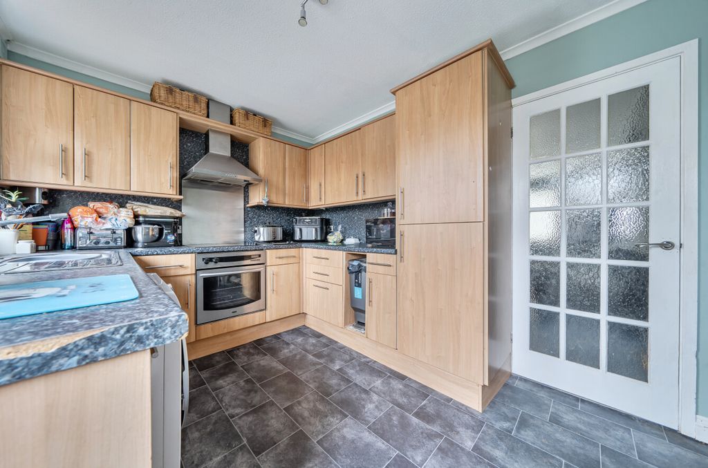 Property photo 3 of 19 1408058-22-6989E5F04A923