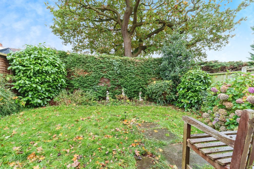 Property photo 3 of 15