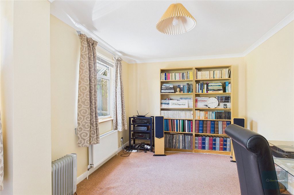 Property photo 3 of 13 Picture No. 13