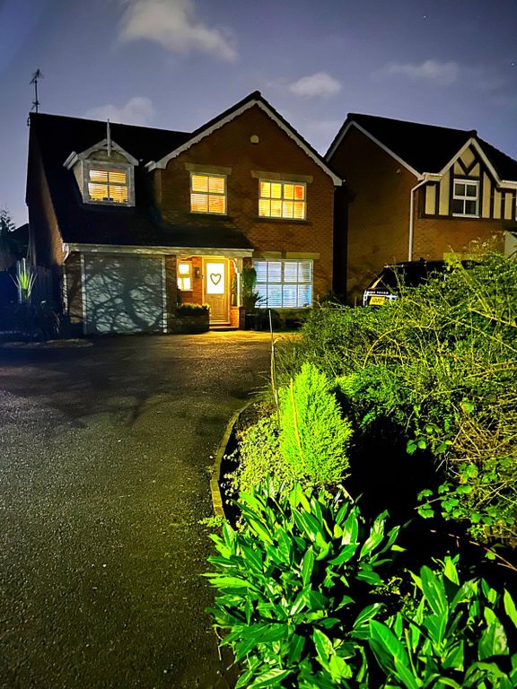 Property photo 2 of 26 F938A727-57Ec-41d2-915A-B42c37A91888