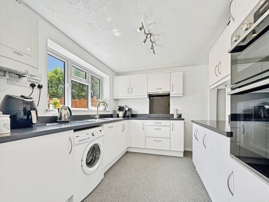 Property photo 2 of 18