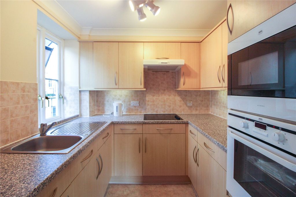 Property photo 3 of 14 Picture No. 05
