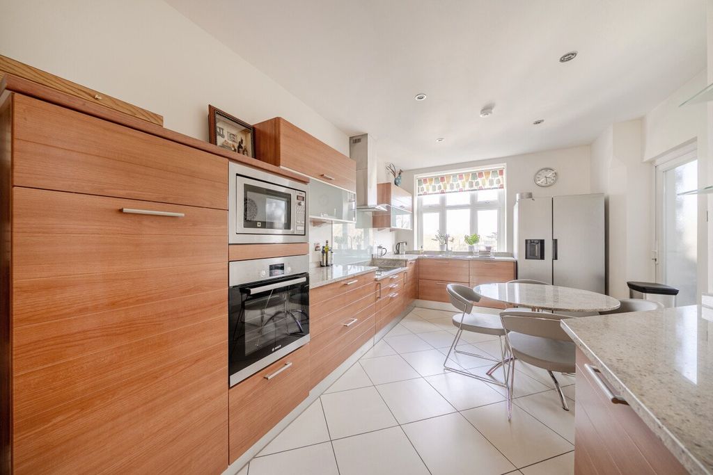 Property photo 3 of 14 Picture No. 03