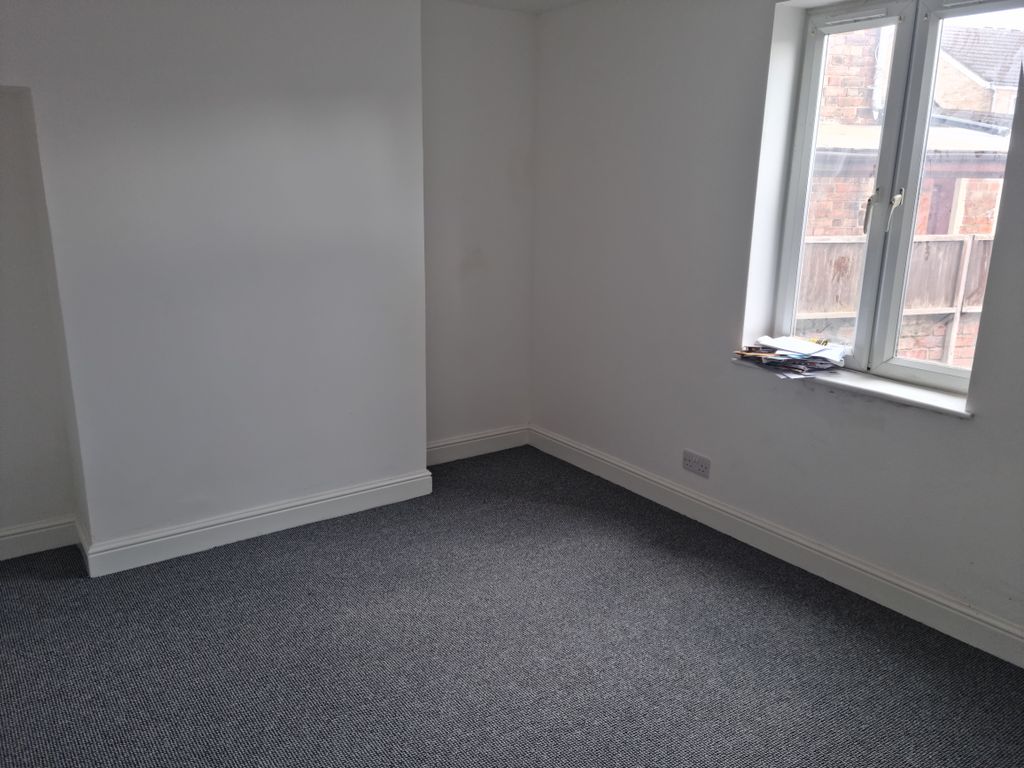 Property photo 2 of 8 Bedroom 2
