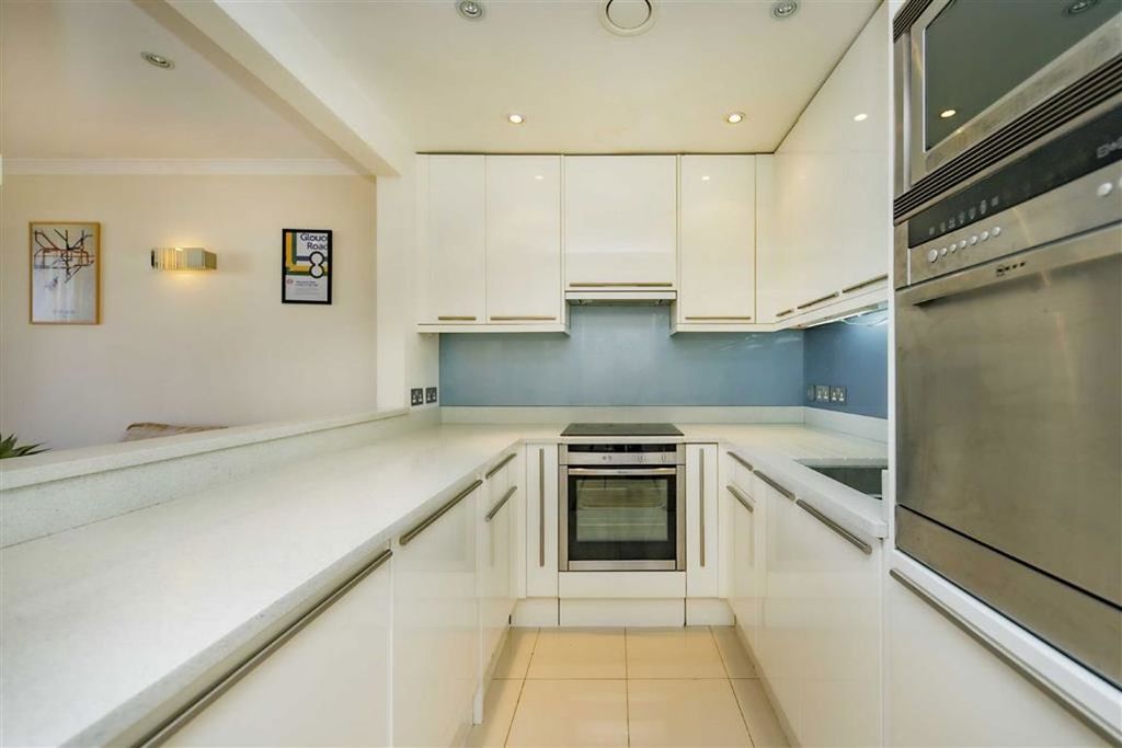 Property photo 3 of 6
