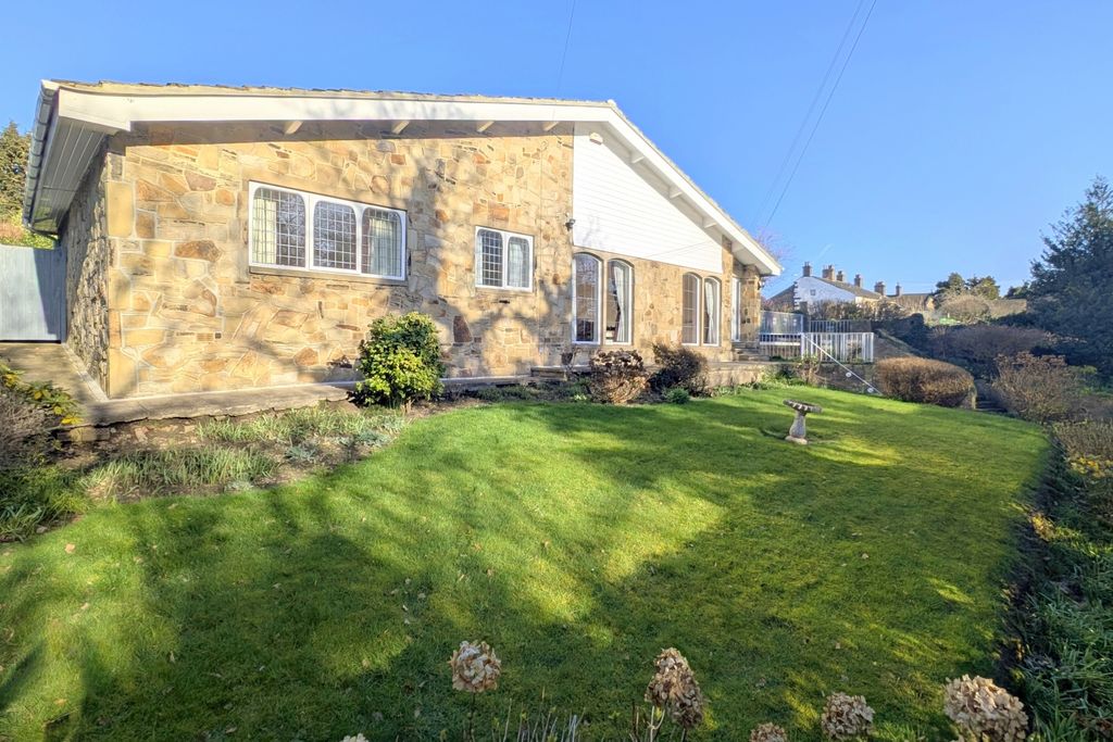 Property photo 2 of 23 Glyroen Clifton Ewemove Brighouse (32)_Inpixio