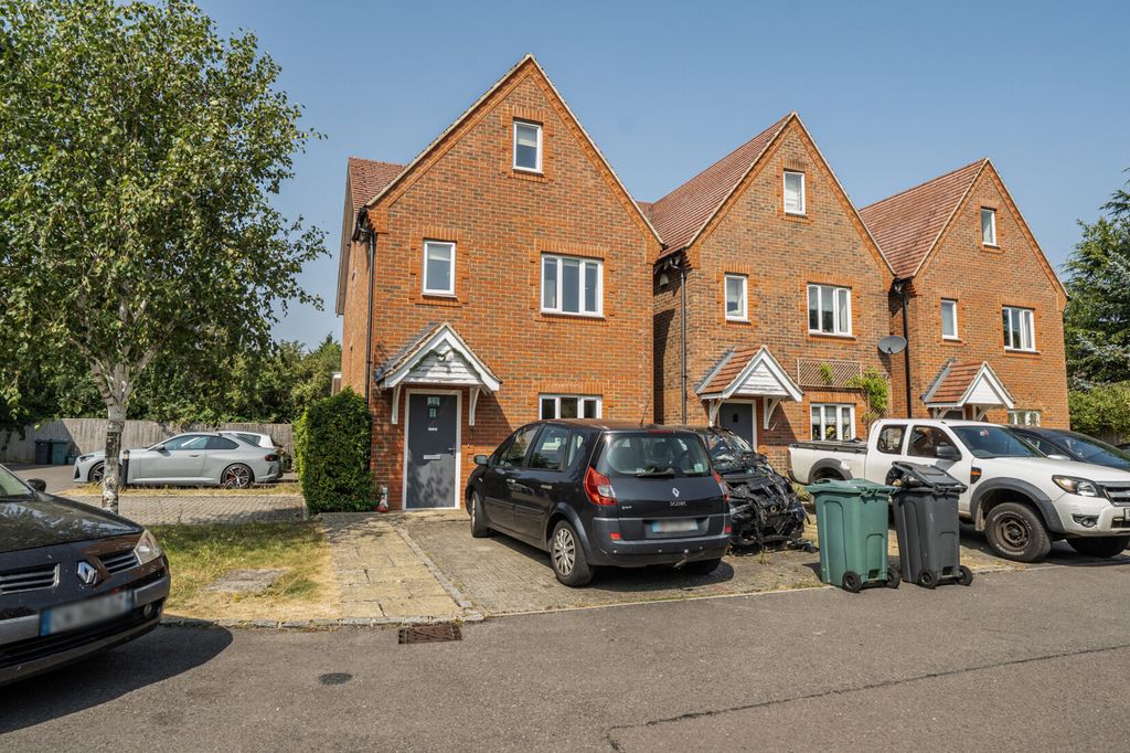 Property photo 1 of 19 External Front