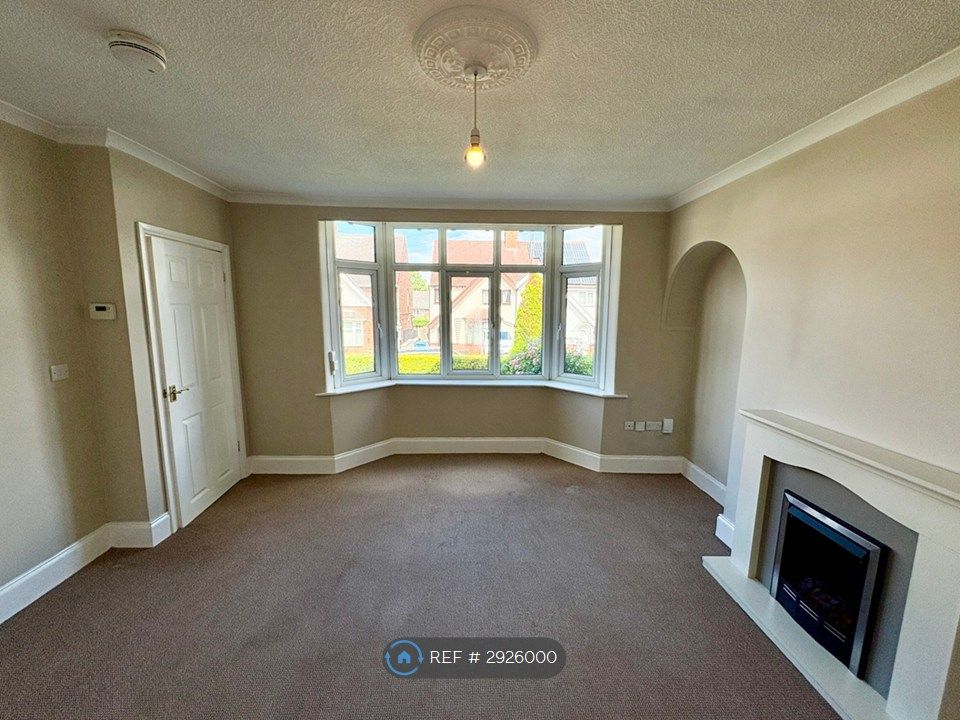 Property photo 3 of 31