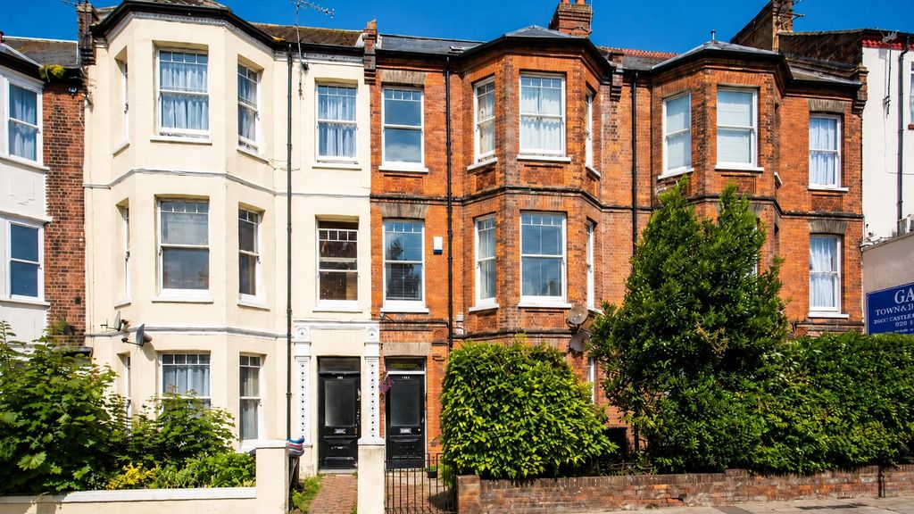 Property photo 1 of 7