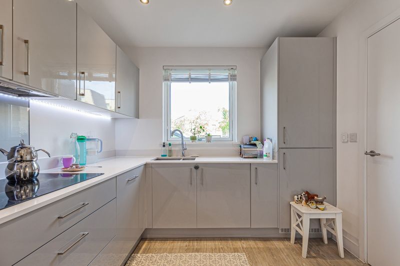 Property photo 3 of 14 Kitchen