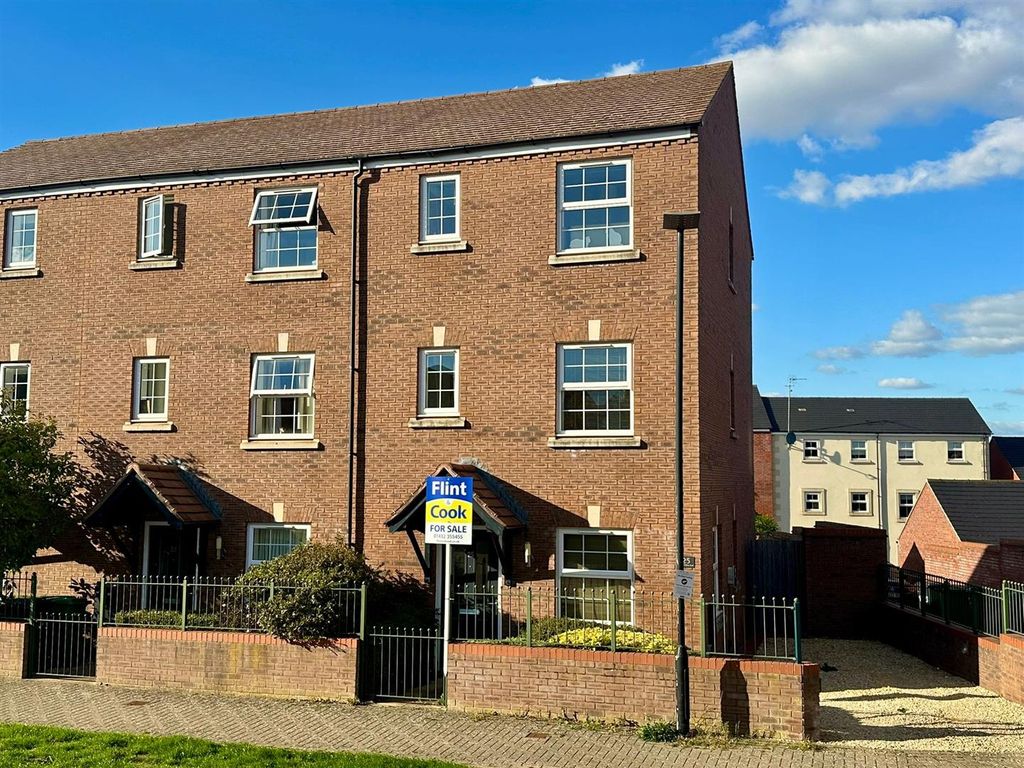 Property photo 1 of 17 018c7d7E-9B5E-4Cfa-9028-22087E578Bfe.Jpeg