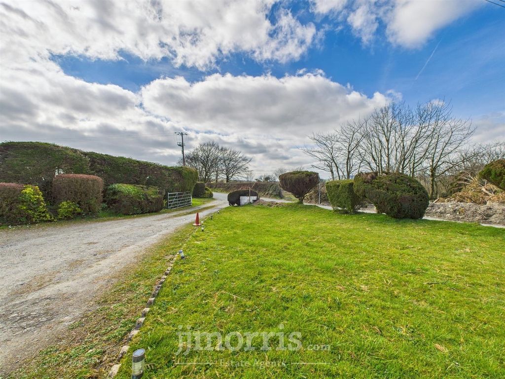 Property photo 3 of 54 Cam05297G0-Pr0008-Still004.Jpg