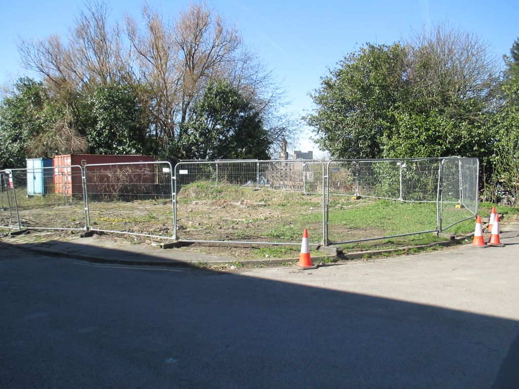 Property photo 1 of 4