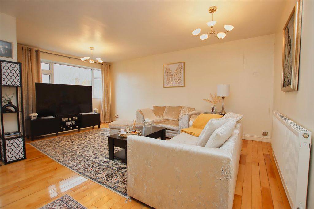 Property photo 2 of 13 Img_3415.Jpg