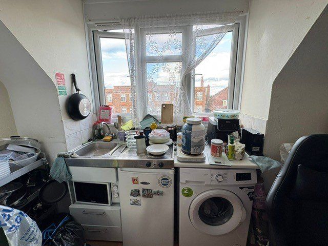 Property photo 3 of 4