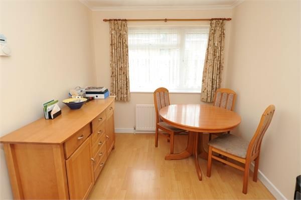 Property photo 2 of 8 2