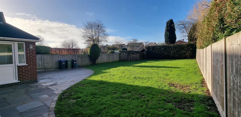Additional image 4 of 4 bed detached house to rentMalthouse Lane, Kenilworth CV8