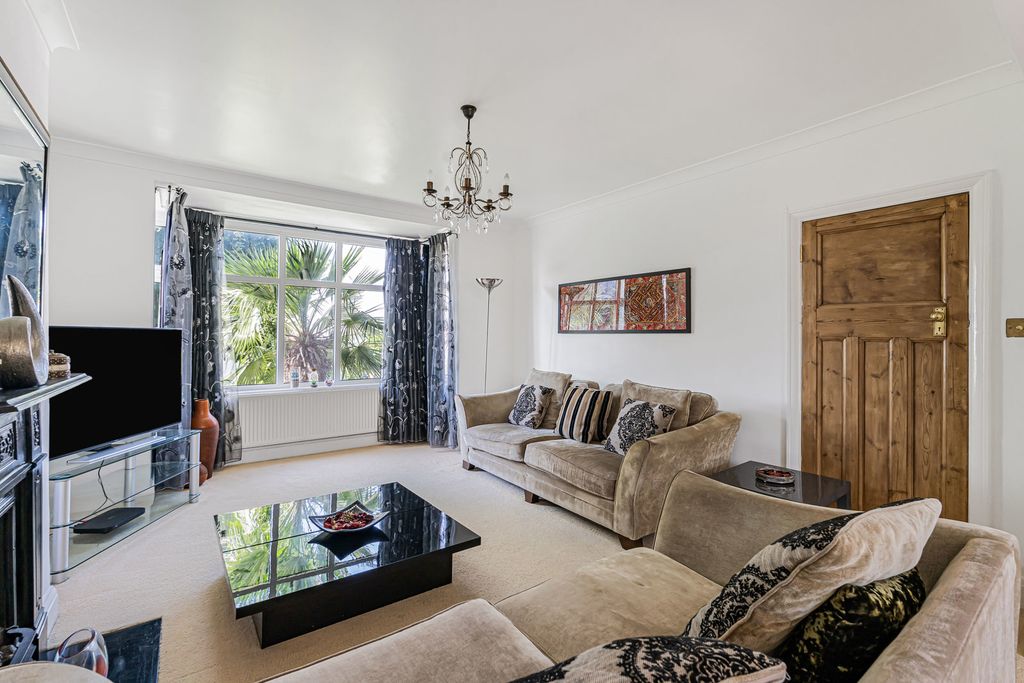 Property photo 2 of 35 Reception Room