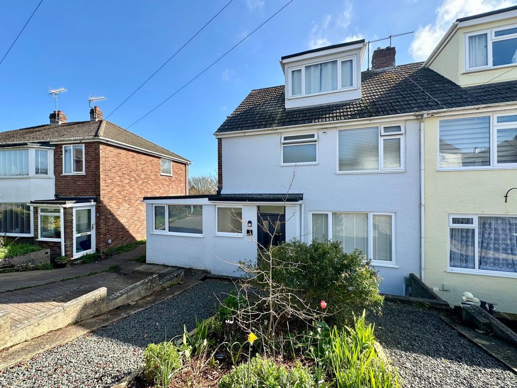 Property photo 1 of 21