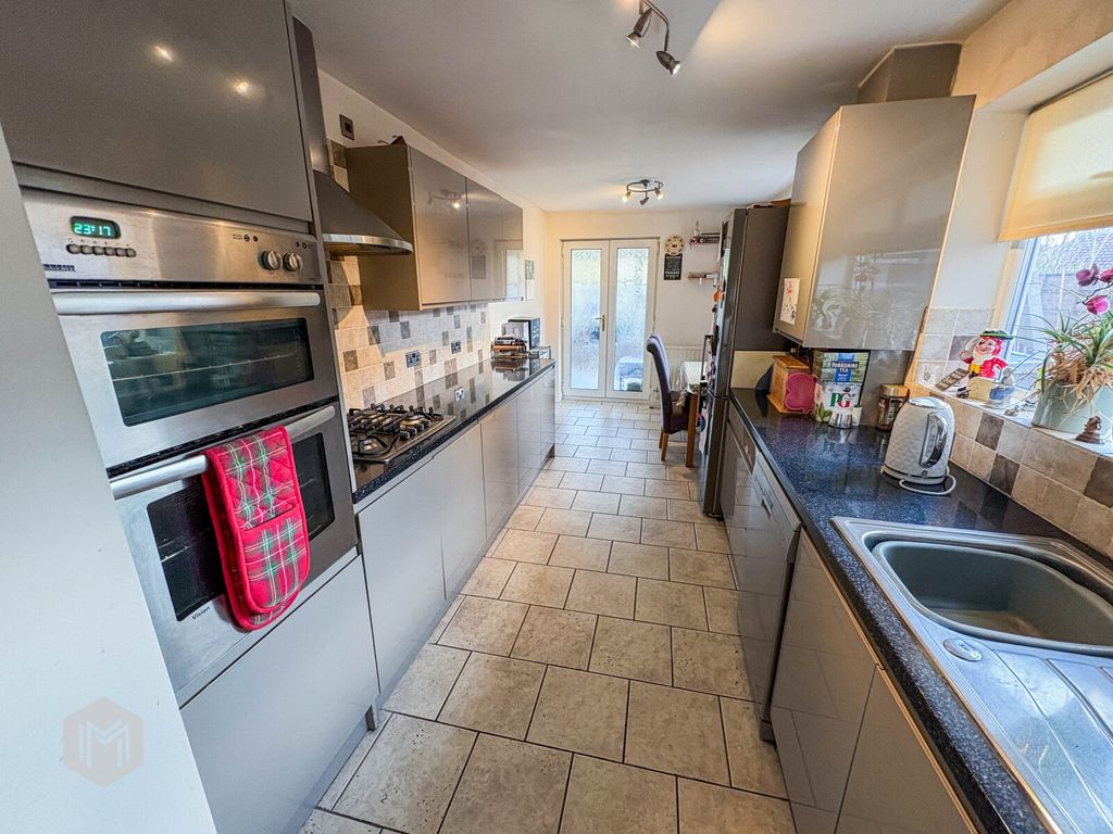 Property photo 3 of 16 Picture No. 09