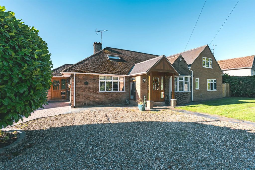 Property photo 1 of 33 Exterior And Gardens