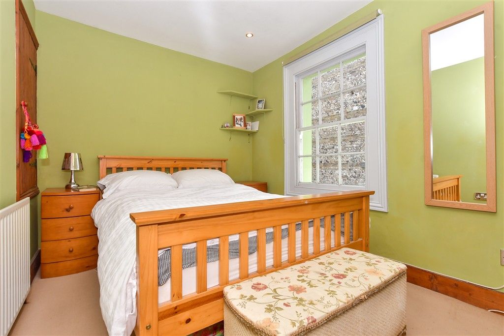 Property photo 2 of 16 Bedroom 1