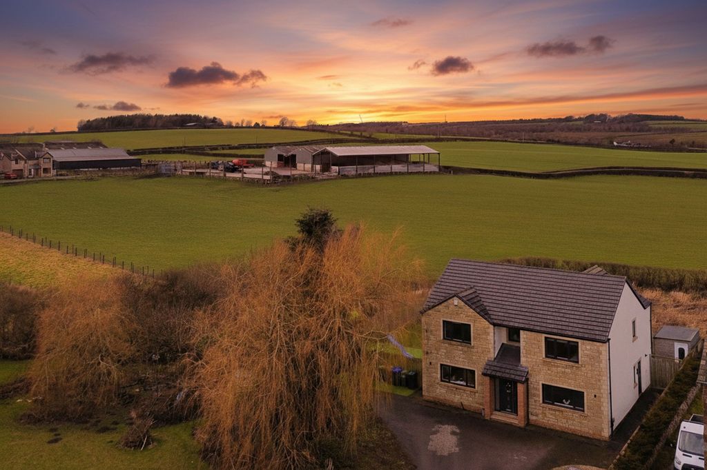 Property photo 1 of 37