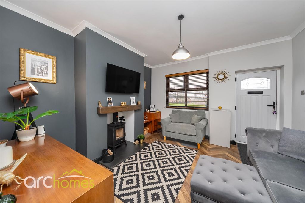 Property photo 2 of 25 Bowlinggreen-4.Jpg