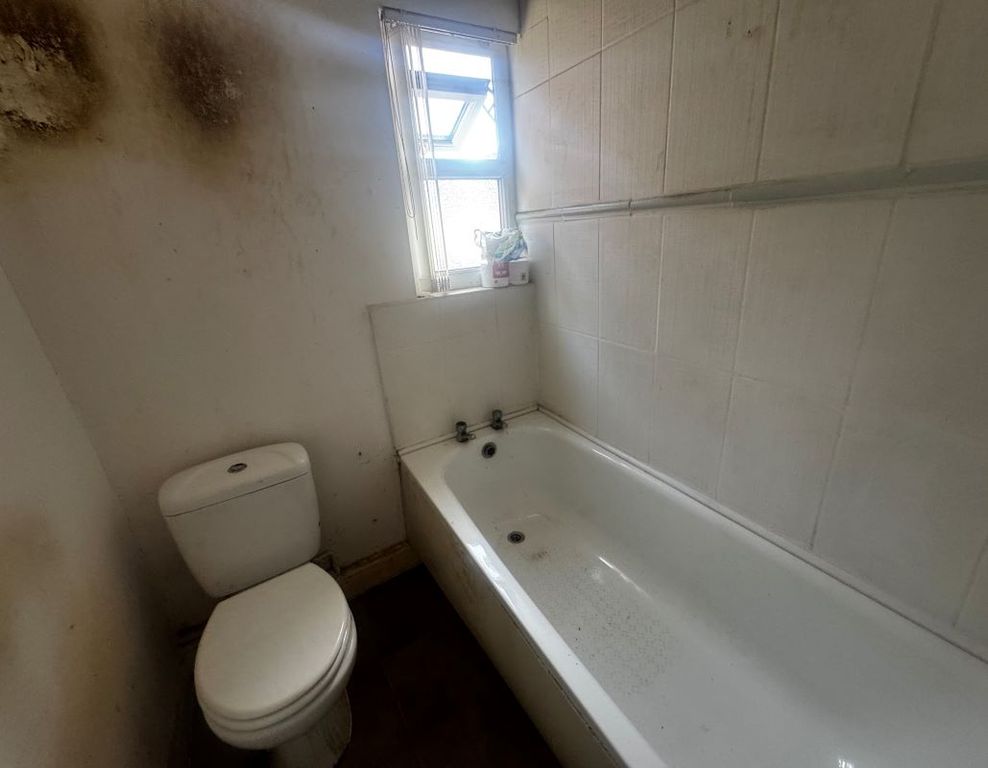 Property photo 3 of 4