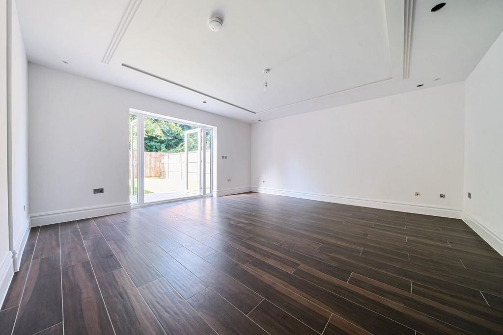 Property photo 1 of 22 1164092 (3).Jpg