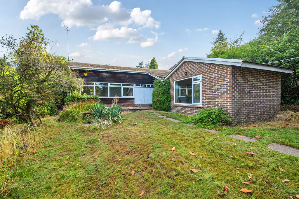 Property photo 3 of 20 External