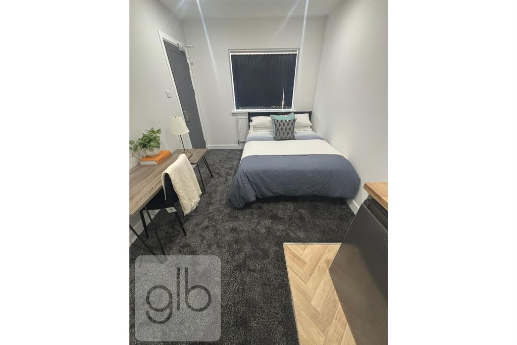 Property photo 2 of 9 Room 3 (2).Png