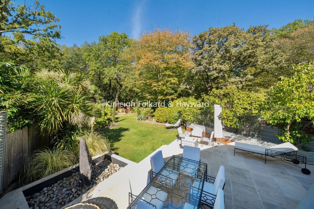 Property photo 2 of 32 Picture No. 60