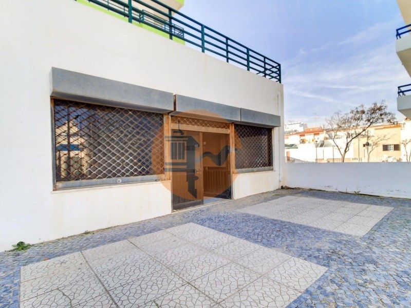 Property photo 1 of 5