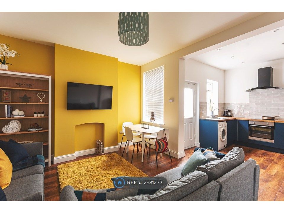 Property photo 3 of 21